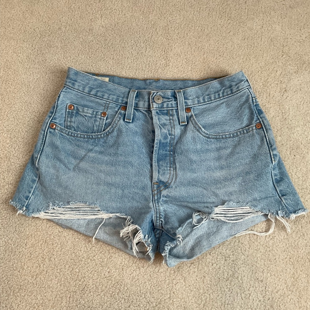 Levi’s denim shorts